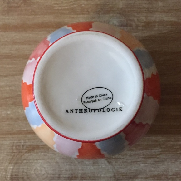 Anthropologie. NWOT. Triangle Pattern Vase. - Picture 4 of 4